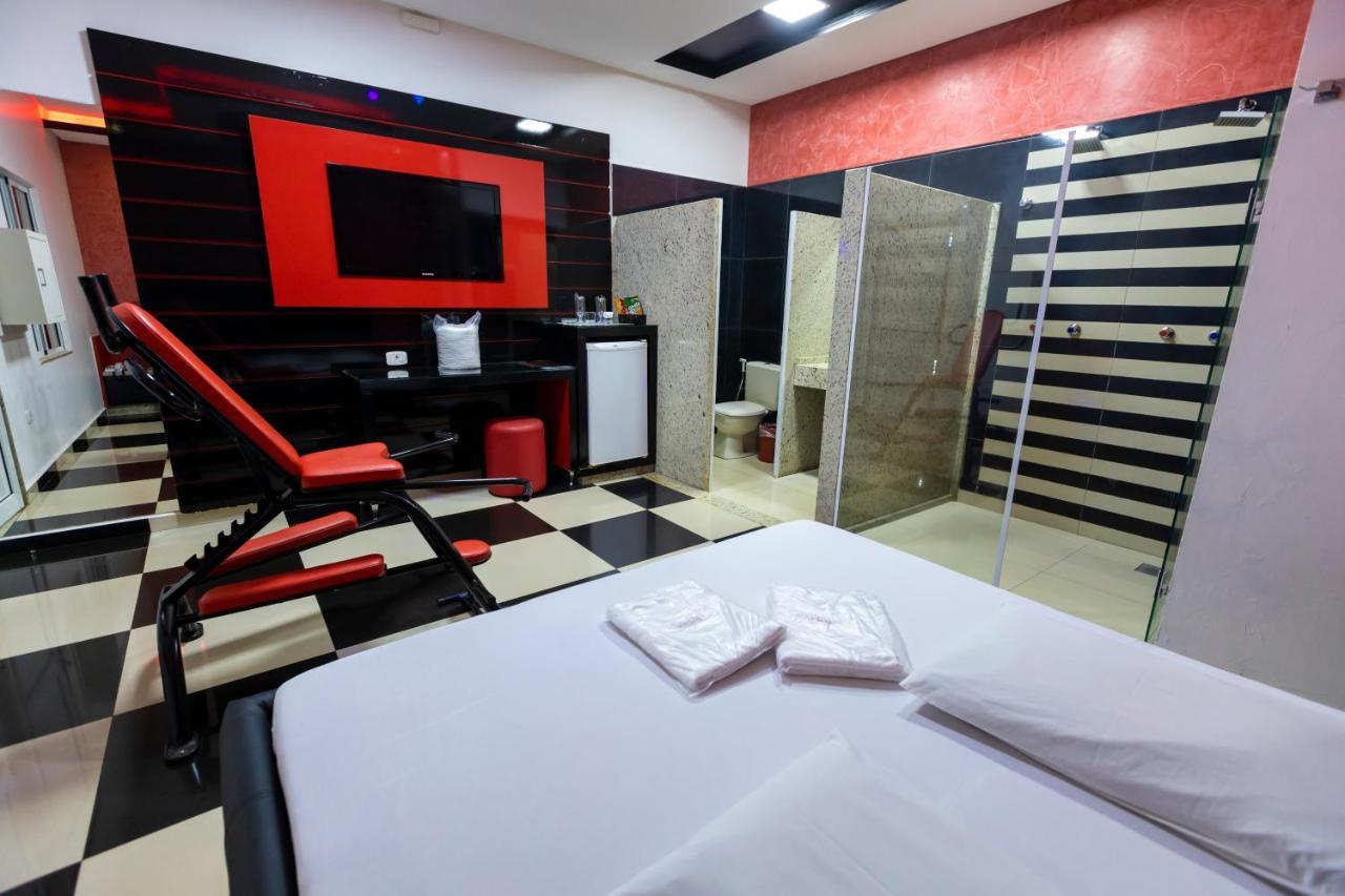 Troia Motel Фос-ду-Іґуасу Екстер'єр фото