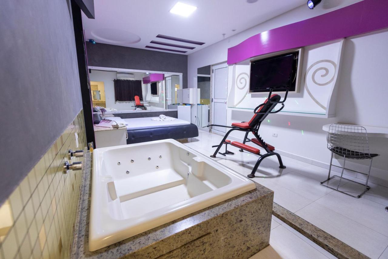 Troia Motel Фос-ду-Іґуасу Екстер'єр фото