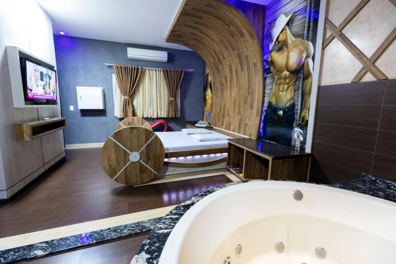 Troia Motel Фос-ду-Іґуасу Екстер'єр фото