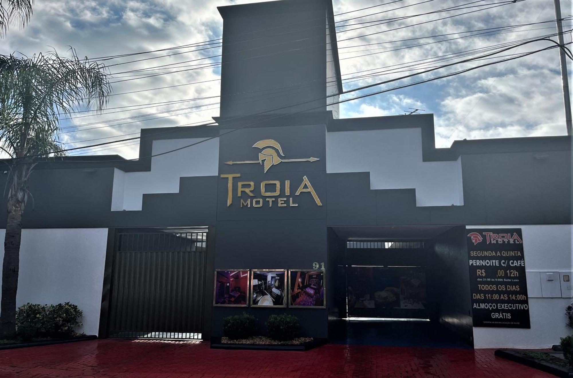 Troia Motel Фос-ду-Іґуасу Екстер'єр фото